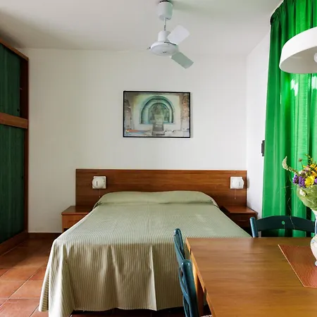 Hotel apartamentowy Serra 1