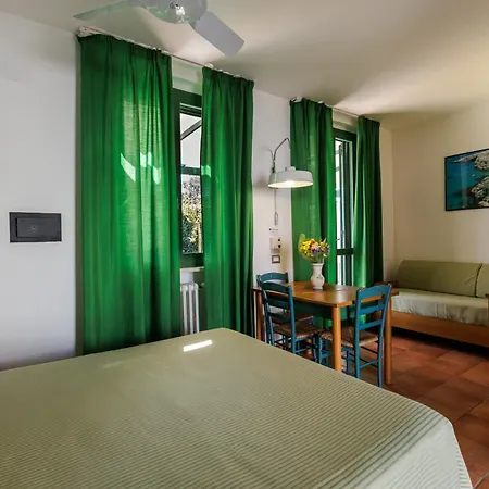 Serra 1 Aparthotel Alimini