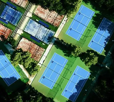 Ξενοδοχείο με διαμερίσματα Serra 1 Alimini