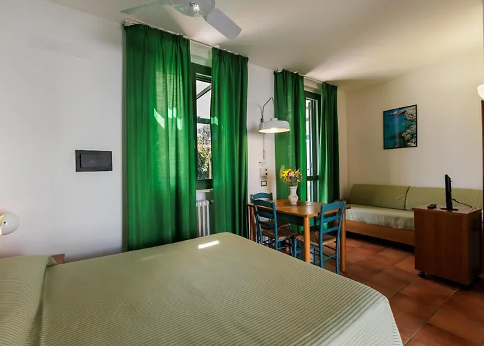 Serra 1 شقة فندقية أليميني