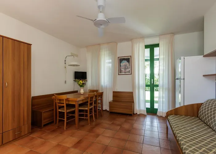 Serra 1 4* أليميني